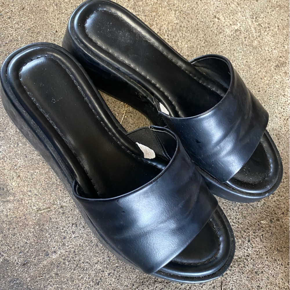 Black Sandals